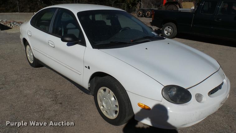 image for item L3950 1999 Ford Taurus LX