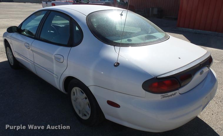 image for item L3950 1999 Ford Taurus LX