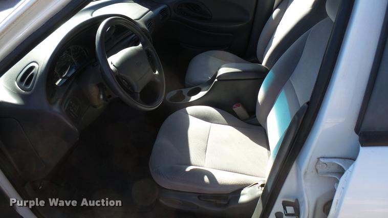 image for item L3950 1999 Ford Taurus LX