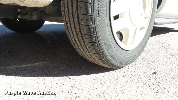 image for item L3950 1999 Ford Taurus LX