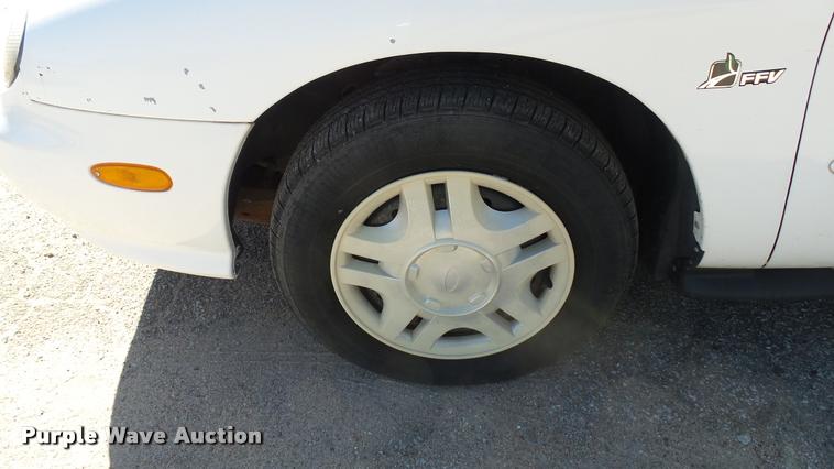 image for item L3950 1999 Ford Taurus LX