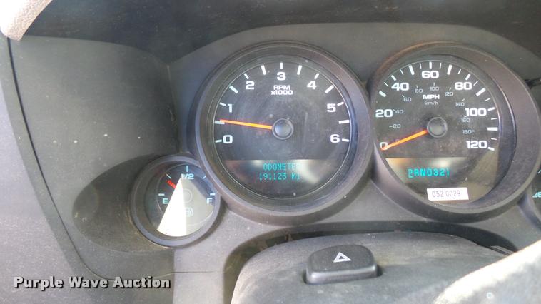 image for item L3951 2009 Chevrolet Silverado 1500 Ext. Cab pickup truck