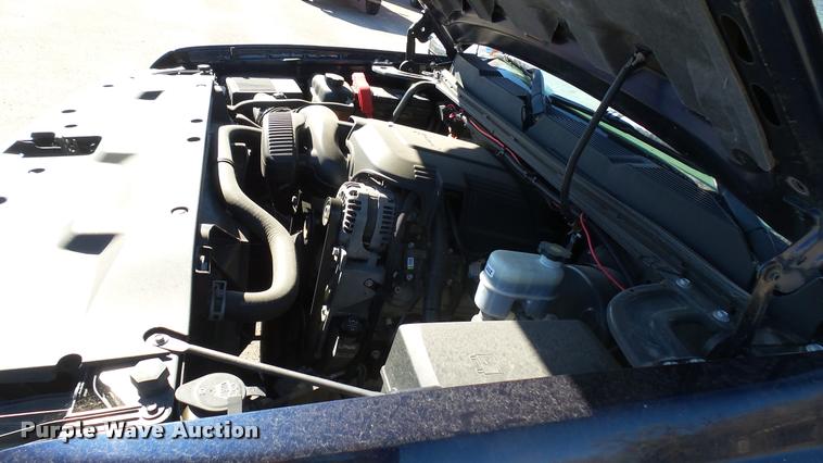 image for item L3951 2009 Chevrolet Silverado 1500 Ext. Cab pickup truck