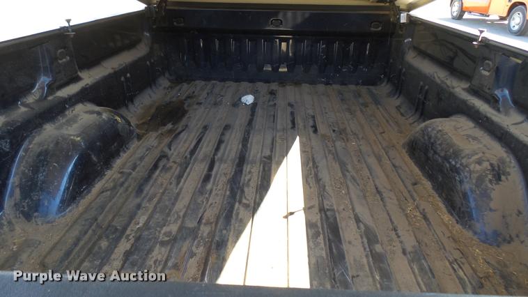 image for item L3951 2009 Chevrolet Silverado 1500 Ext. Cab pickup truck