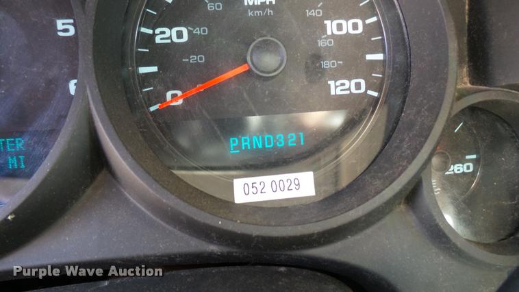 image for item L3951 2009 Chevrolet Silverado 1500 Ext. Cab pickup truck