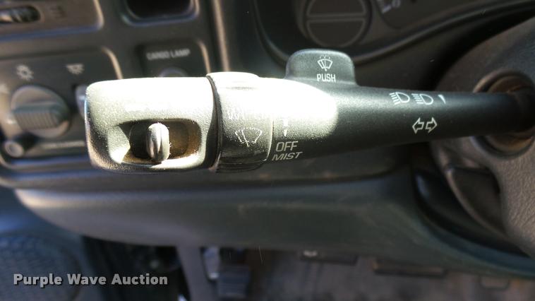 image for item L3952 2002 Chevrolet Silverado 1500 Ext. Cab pickup truck