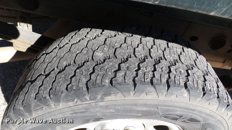 image for item L3952 2002 Chevrolet Silverado 1500 Ext. Cab pickup truck