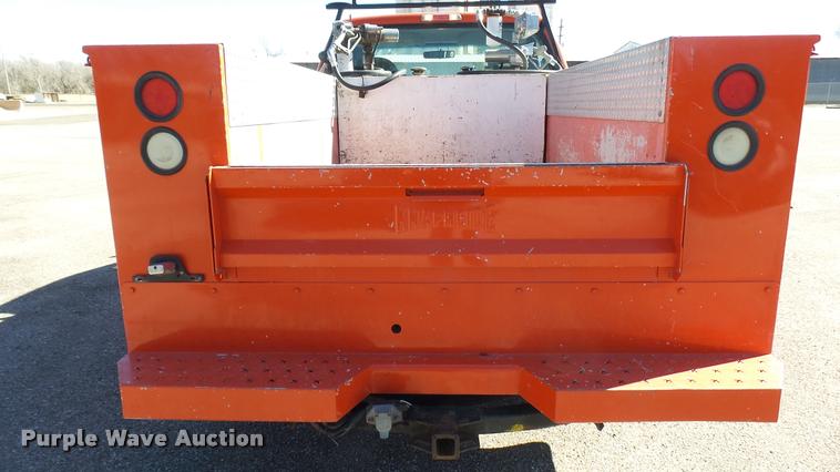 image for item L3954 2006 Ford F250 Super Duty XL utility bed pickup truck