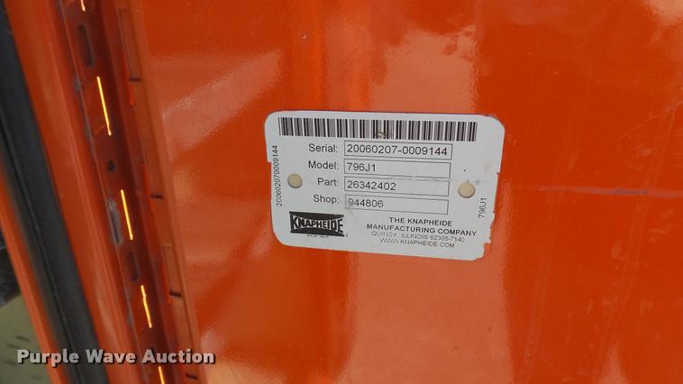 image for item L3954 2006 Ford F250 Super Duty XL utility bed pickup truck