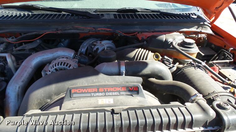 image for item L3956 2006 Ford F250 Super Duty XL utility bed pickup truck