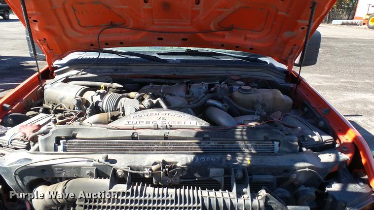 image for item L3957 2008 Ford F250 Super Duty XL utility bed pickup truck