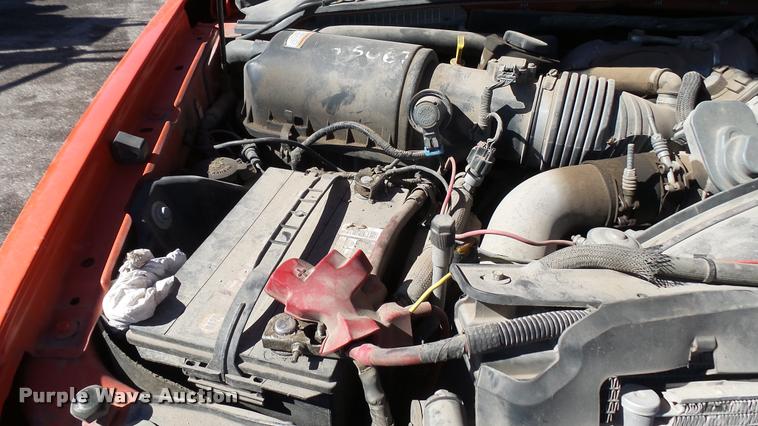 image for item L3957 2008 Ford F250 Super Duty XL utility bed pickup truck