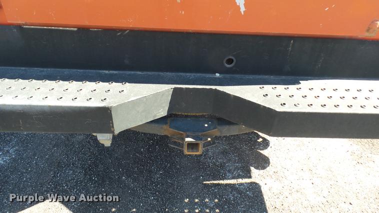 image for item L3957 2008 Ford F250 Super Duty XL utility bed pickup truck