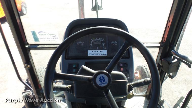 image for item L3959 1999 New Holland TS100 tractor