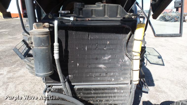 image for item L3959 1999 New Holland TS100 tractor