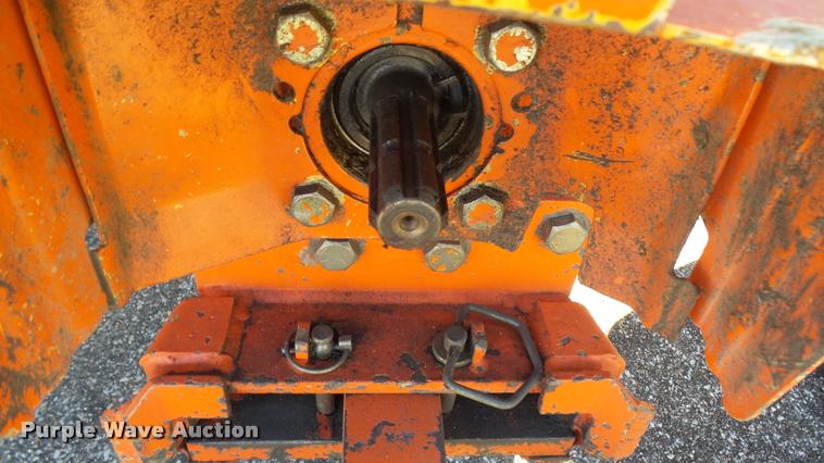 image for item L3959 1999 New Holland TS100 tractor