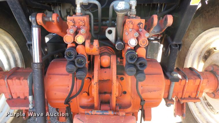 image for item L3959 1999 New Holland TS100 tractor