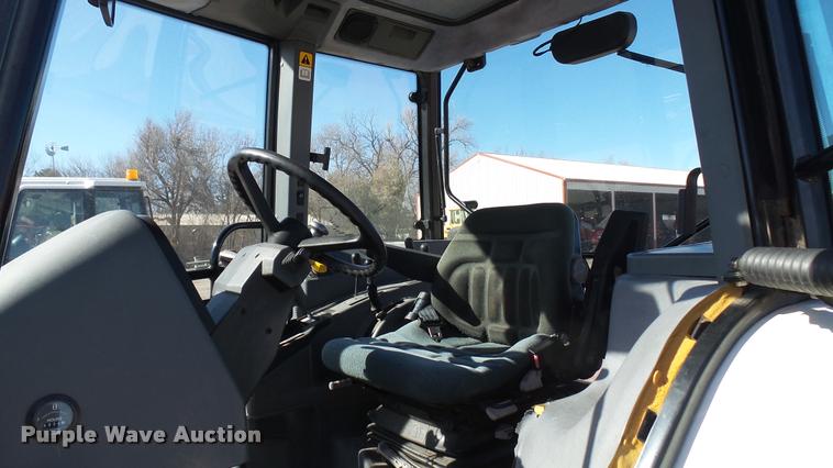 image for item L3960 1997 New Holland 6640SL tractor