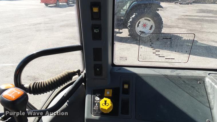 image for item L3960 1997 New Holland 6640SL tractor