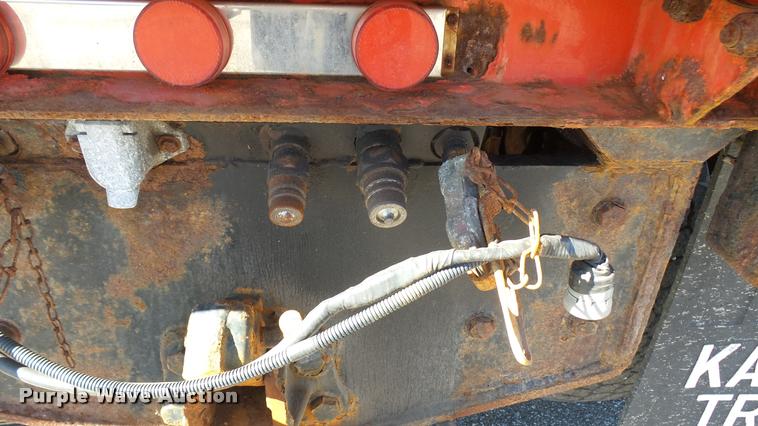 image for item L3961 1997 Ford LNT9000 gin pole truck