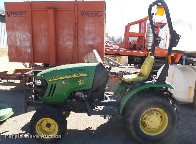 image for item L3964 2006 John Deere 2320 MFWD tractor