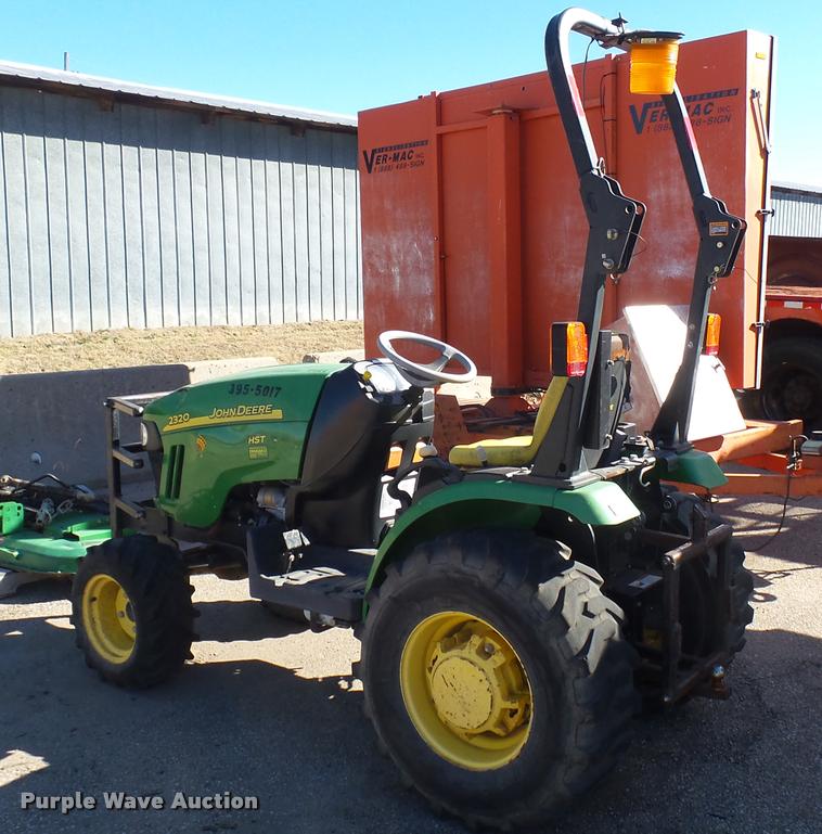 image for item L3964 2006 John Deere 2320 MFWD tractor