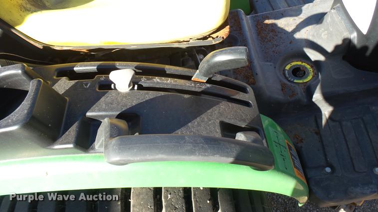 image for item L3964 2006 John Deere 2320 MFWD tractor
