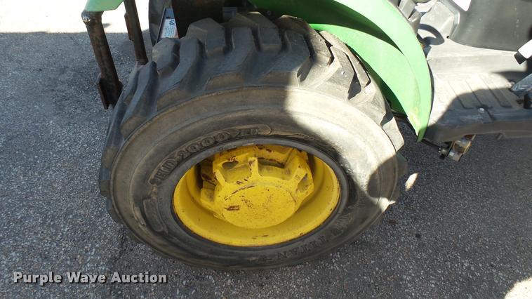 image for item L3964 2006 John Deere 2320 MFWD tractor