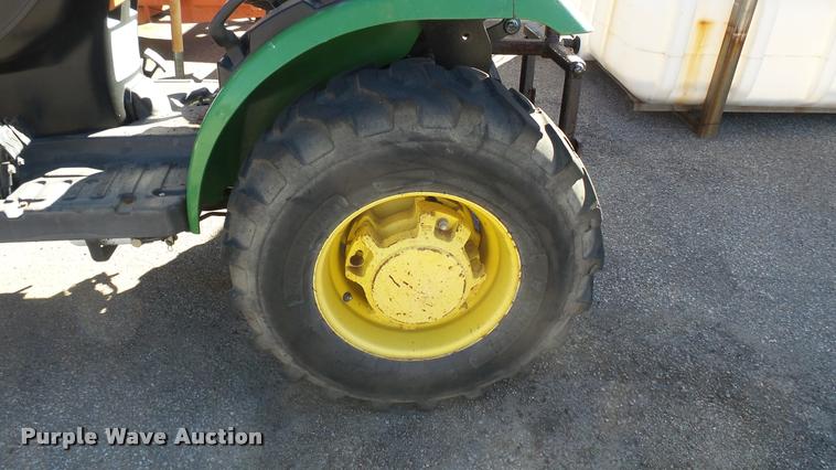 image for item L3964 2006 John Deere 2320 MFWD tractor