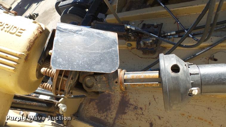 image for item L3965 2006 Land Pride RCB6015 Commander batwing rotary mower