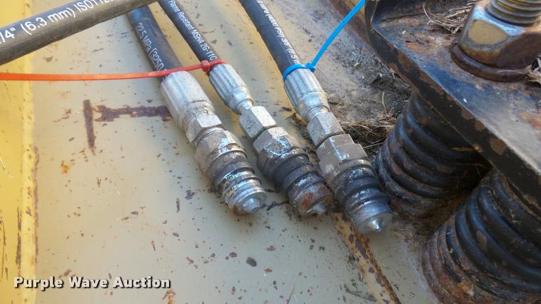 image for item L3965 2006 Land Pride RCB6015 Commander batwing rotary mower