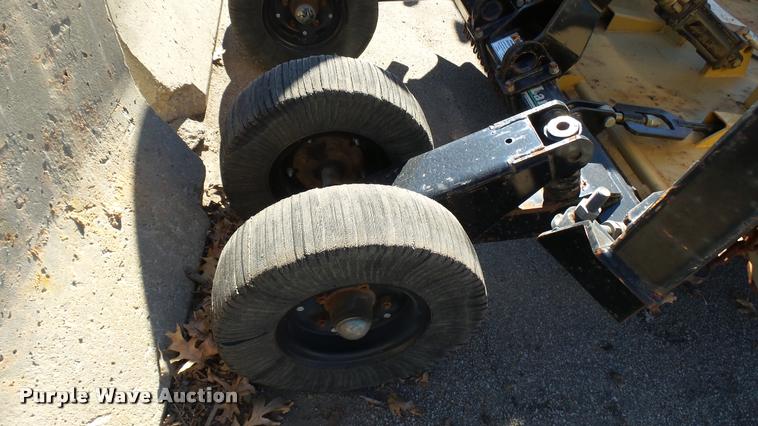 image for item L3966 2009 Land Pride RCB5615 Commander batwing rotary mower