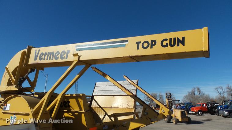 image for item L3967 2007 Vermeer Top Gun bale shredder