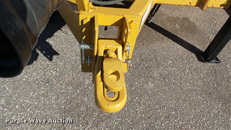 image for item L3967 2007 Vermeer Top Gun bale shredder