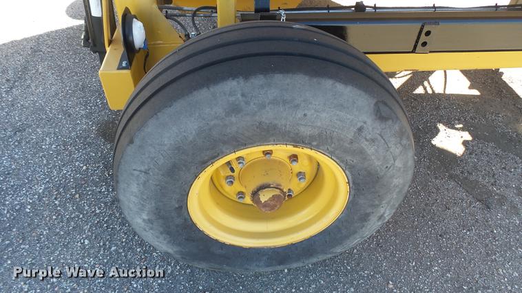 image for item L3967 2007 Vermeer Top Gun bale shredder