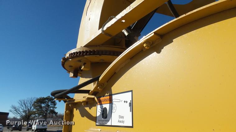 image for item L3967 2007 Vermeer Top Gun bale shredder