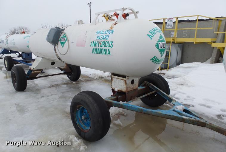 image for item AL9013 1985 Trinity steel anhydrous ammonia tank