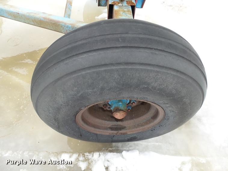 image for item AL9013 1985 Trinity steel anhydrous ammonia tank