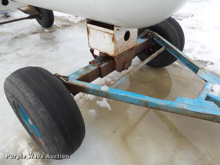 image for item AL9013 1985 Trinity steel anhydrous ammonia tank