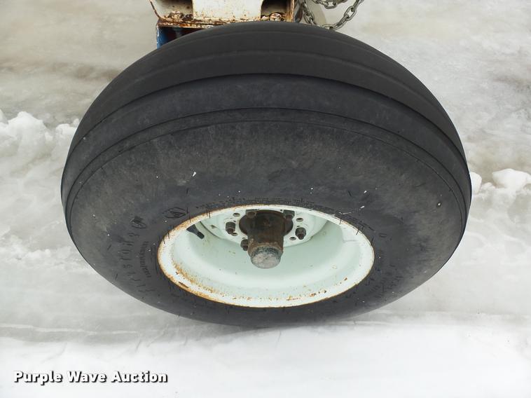 image for item AL9015 1981 Trinity steel anhydrous ammonia tank