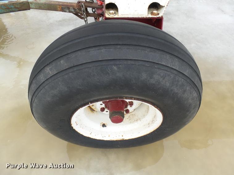 image for item AL9021 1981 Trinity steel anhydrous ammonia tank