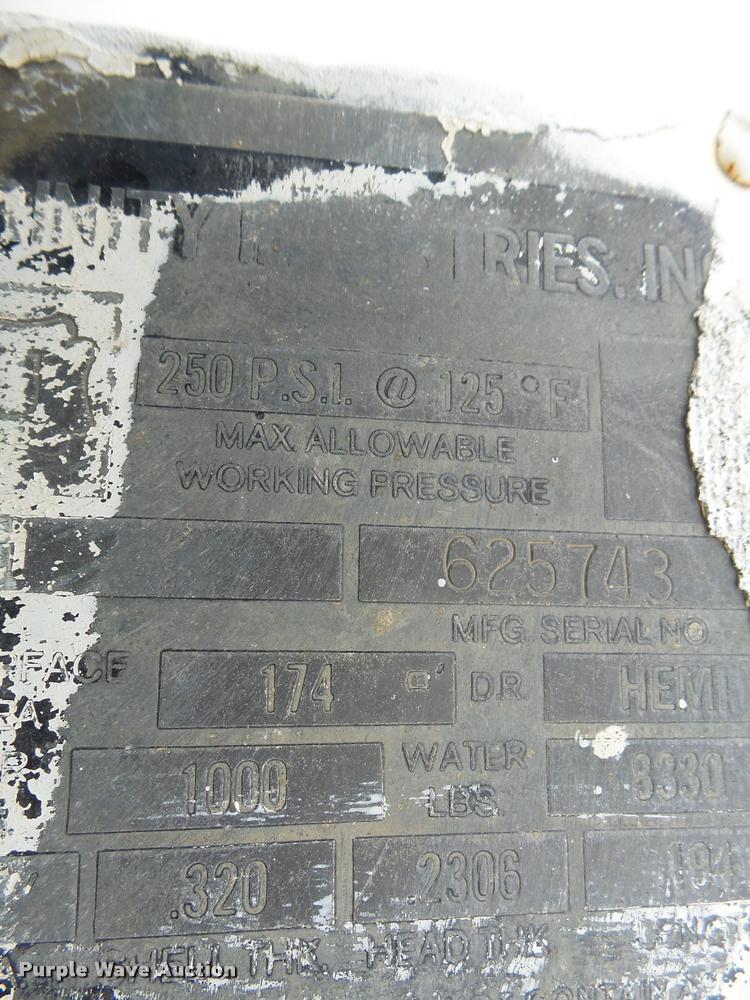 image for item AL9024 Trinity steel anhydrous ammonia tank