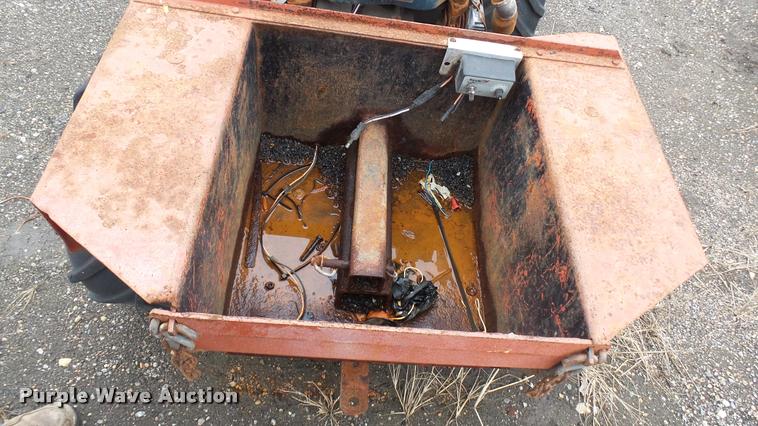 image for item AT9537 Hesston GMT200 Front Runner lawn mower