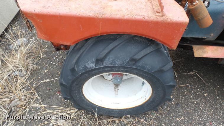 image for item AT9537 Hesston GMT200 Front Runner lawn mower