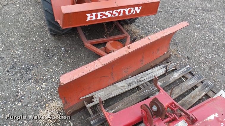 image for item AT9537 Hesston GMT200 Front Runner lawn mower