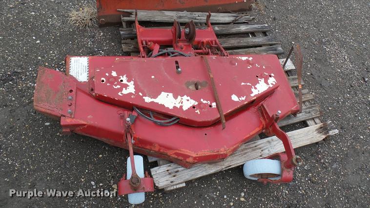 image for item AT9537 Hesston GMT200 Front Runner lawn mower