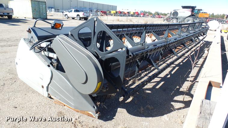 image for item AX9330 AGCO 8200 head