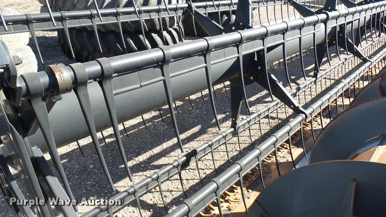 image for item AX9330 AGCO 8200 head