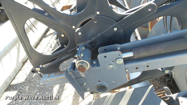 image for item AX9330 AGCO 8200 head