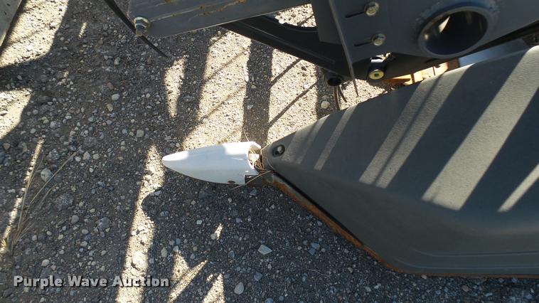 image for item AX9330 AGCO 8200 head